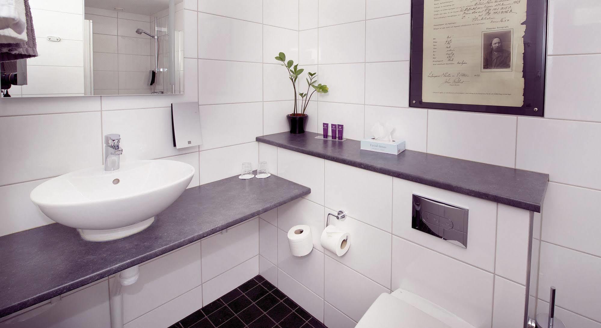 Home Hotel Bilan Karlstad Exterior foto